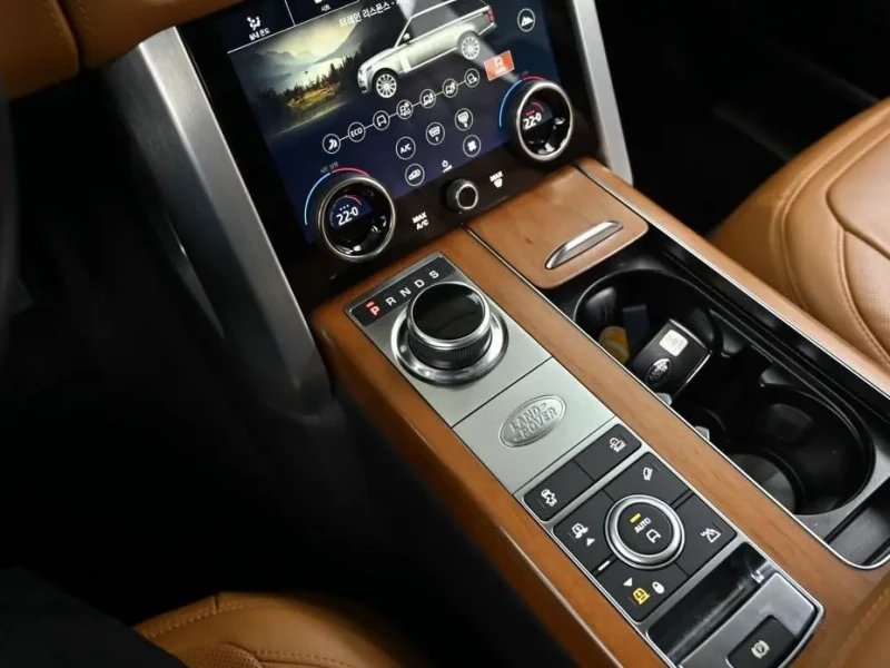 2022 Land Rover Range Rover с пробегом 56 765 км