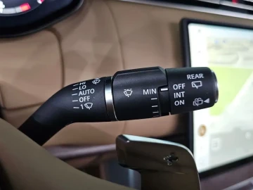 2025 Land Rover Range Rover с пробегом 3 525 км