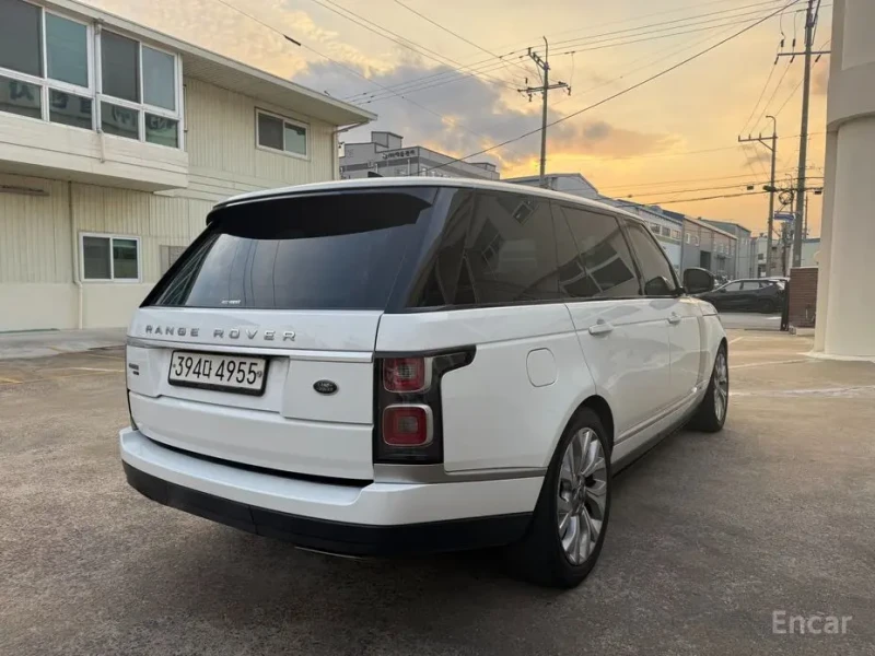 2020 Land Rover Range Rover с пробегом 72 000 км