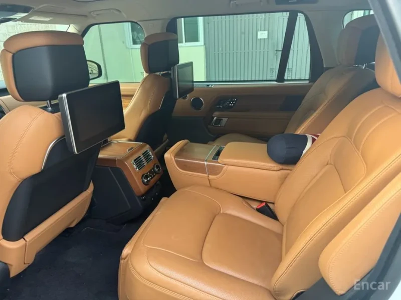 2020 Land Rover Range Rover с пробегом 72 000 км