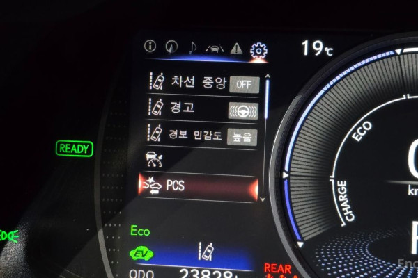 2024 Lexus ES с пробегом 23 828 км