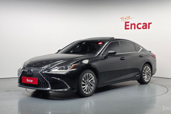 2021 Lexus ES с пробегом 41 838 км