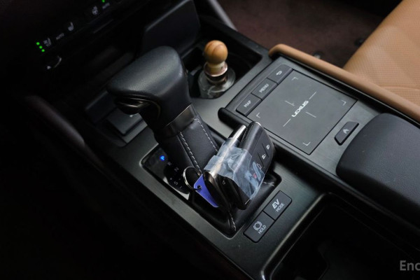 2021 Lexus ES с пробегом 41 838 км