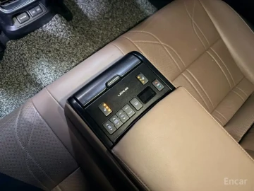 2023 Lexus ES с пробегом 43 462 км