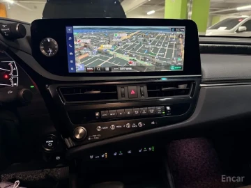 2023 Lexus ES с пробегом 43 462 км