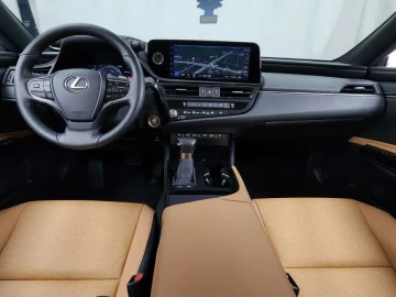 2024 Lexus ES с пробегом 33 670 км