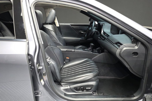 2018 Lexus ES с пробегом 149 745 км