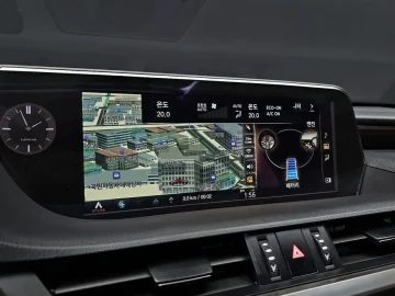 2021 Lexus ES с пробегом 100 668 км