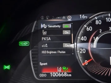 2021 Lexus ES с пробегом 100 668 км
