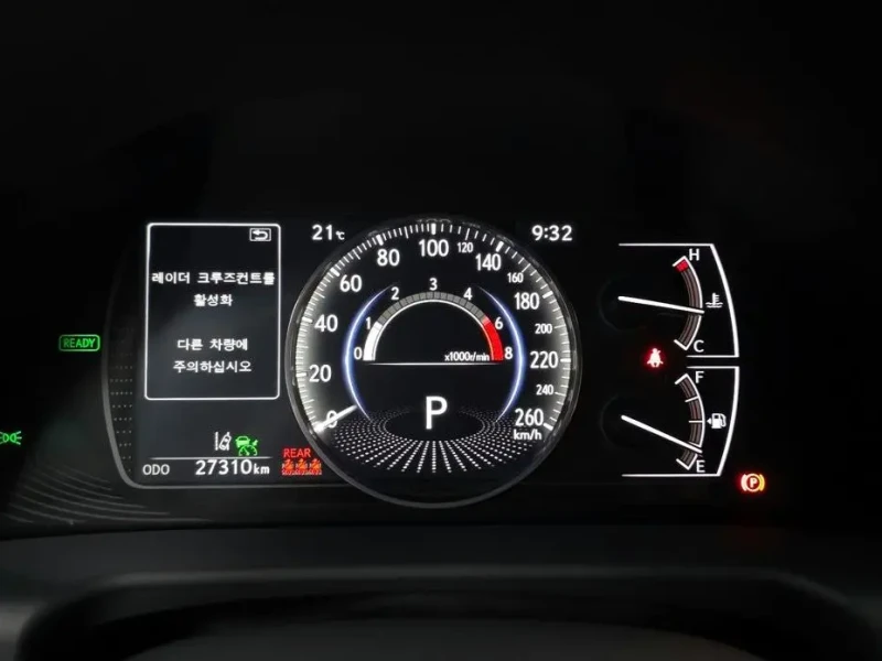 2024 Lexus ES с пробегом 27 310 км