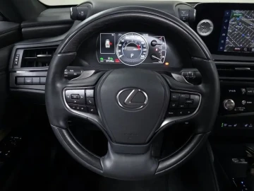 2024 Lexus ES с пробегом 27 310 км