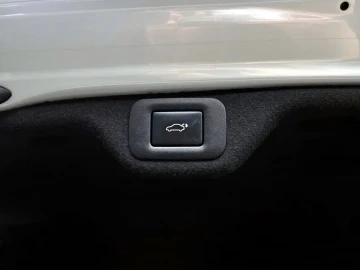 2024 Lexus ES с пробегом 27 310 км