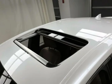 2024 Lexus ES с пробегом 27 310 км