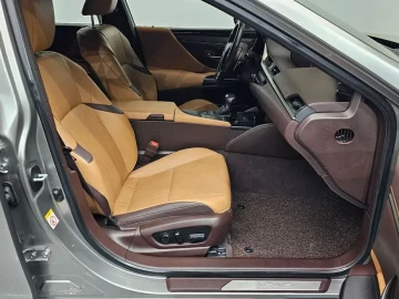 2018 Lexus ES с пробегом 78 733 км