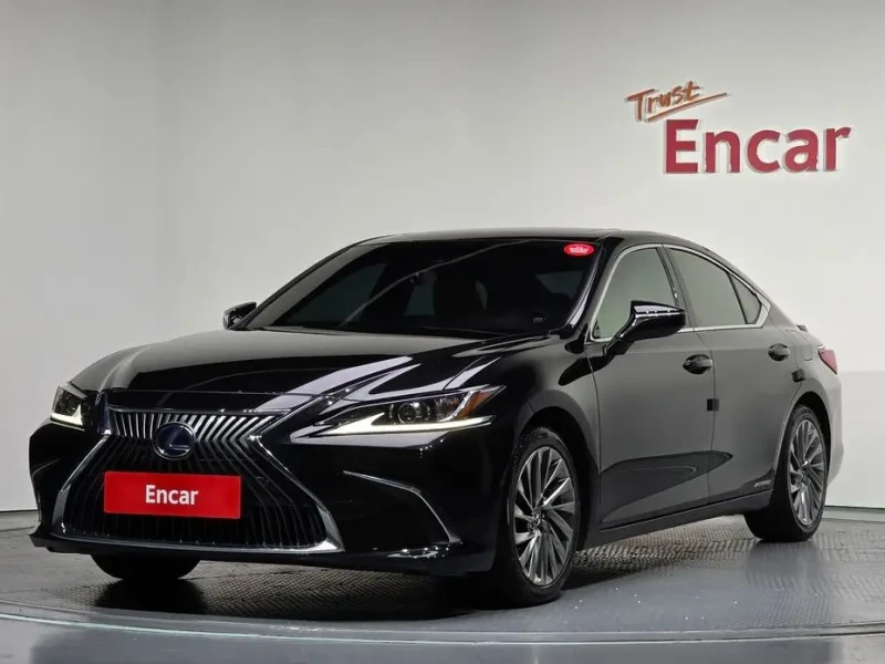 2018 Lexus ES с пробегом 123 352 км