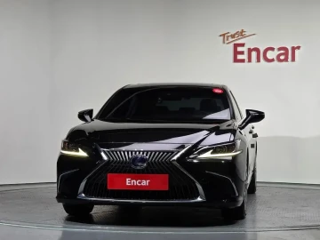 2018 Lexus ES с пробегом 123 352 км