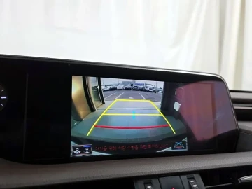 2018 Lexus ES с пробегом 123 352 км