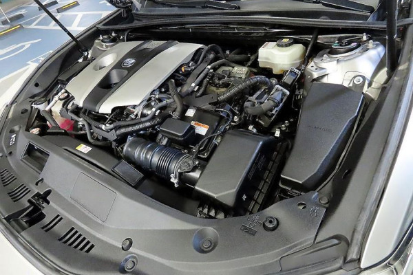 2019 Lexus ES с пробегом 131 044 км