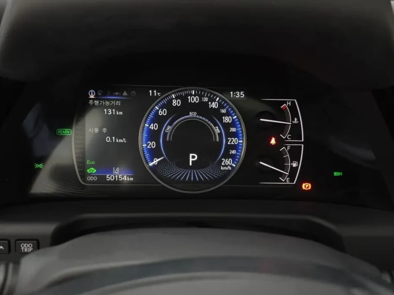 2023 Lexus ES с пробегом 50 154 км