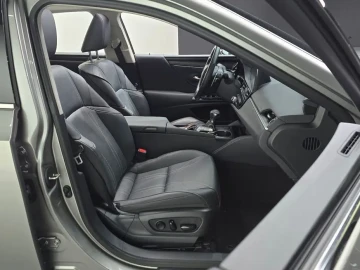 2023 Lexus ES с пробегом 50 154 км
