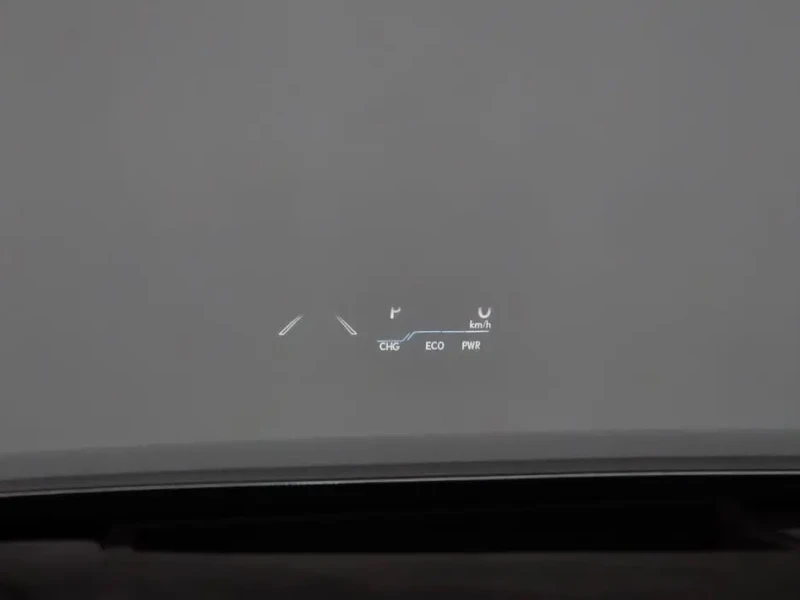 2020 Lexus ES с пробегом 48 477 км
