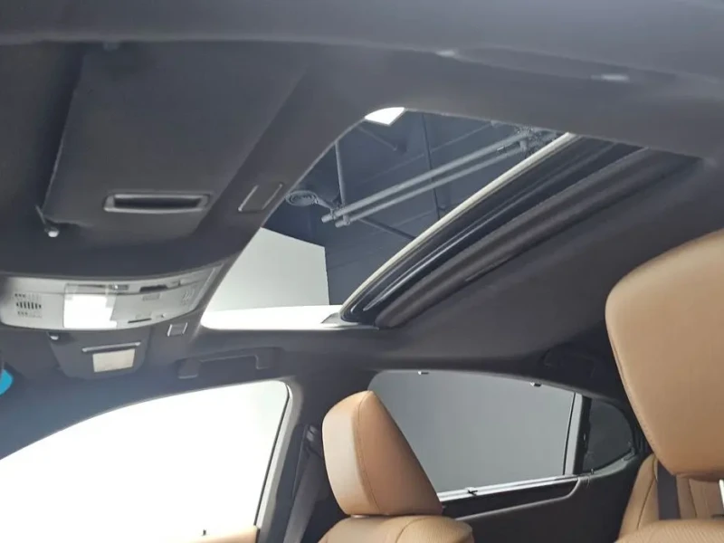 2020 Lexus ES с пробегом 48 477 км
