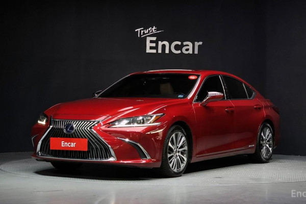 2018 Lexus ES с пробегом 122 348 км