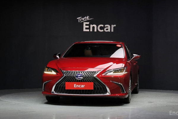 2018 Lexus ES с пробегом 122 348 км