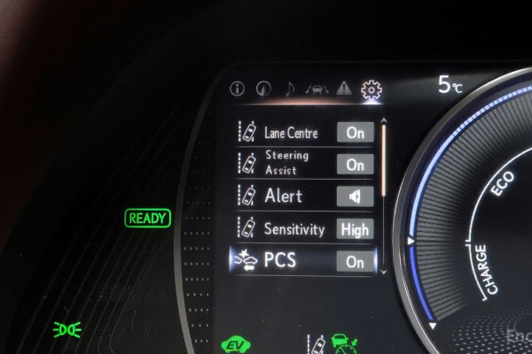 2018 Lexus ES с пробегом 122 348 км