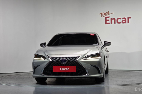 2019 Lexus ES с пробегом 139 807 км