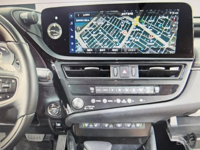 2024 Lexus ES с пробегом 18 418 км
