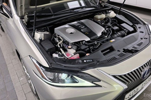 2019 Lexus ES с пробегом 139 807 км