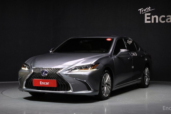 2021 Lexus ES с пробегом 89 505 км