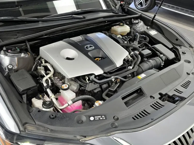 2021 Lexus ES с пробегом 89 505 км