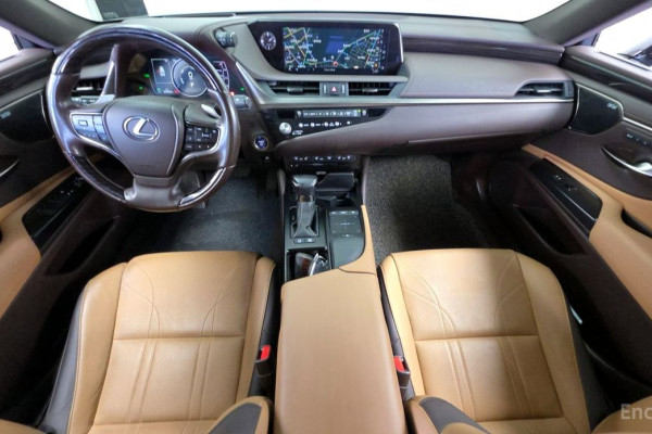 2021 Lexus ES с пробегом 89 505 км