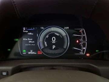 2021 Lexus ES с пробегом 89 505 км