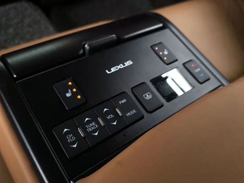 2021 Lexus ES с пробегом 89 505 км