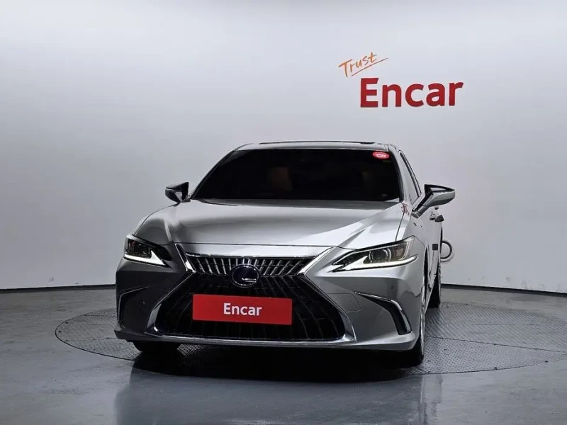 2021 Lexus ES с пробегом 94 539 км