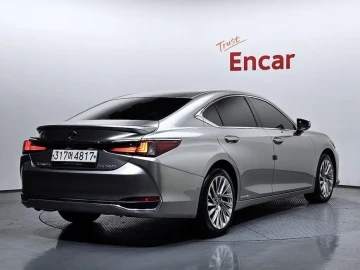 2021 Lexus ES с пробегом 94 539 км