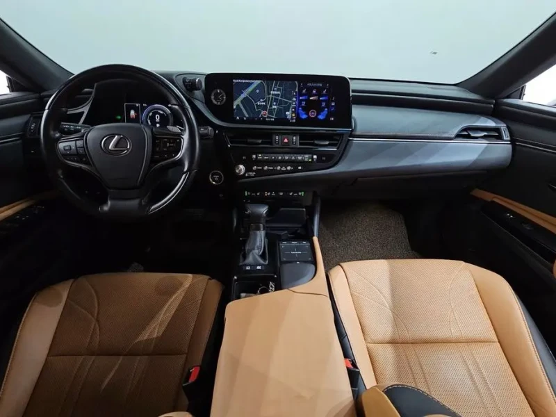 2021 Lexus ES с пробегом 94 539 км