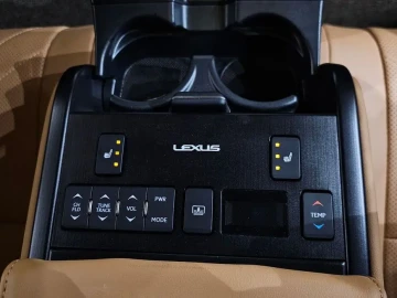 2021 Lexus ES с пробегом 94 539 км