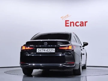 2018 Lexus ES с пробегом 110 764 км