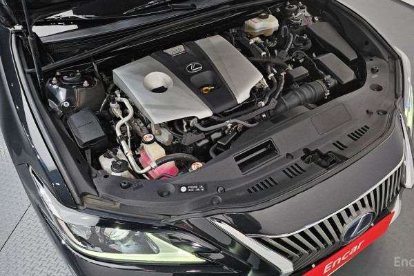 2018 Lexus ES с пробегом 110 764 км