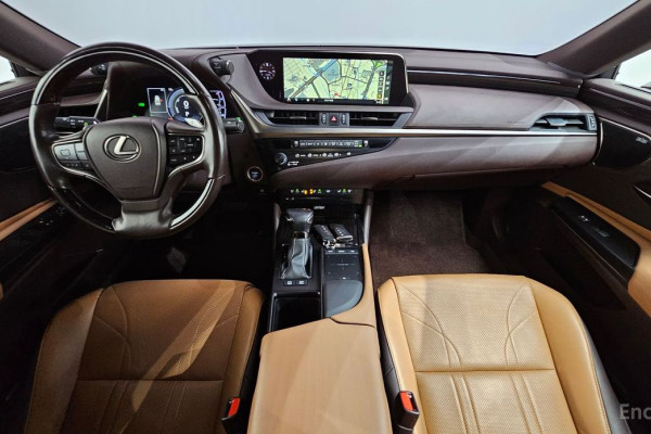 2018 Lexus ES с пробегом 110 764 км