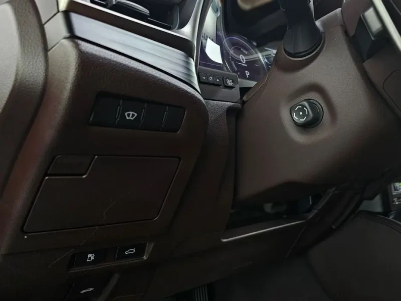 2018 Lexus ES с пробегом 110 764 км