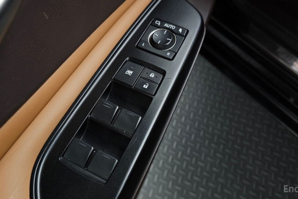 2018 Lexus ES с пробегом 110 764 км