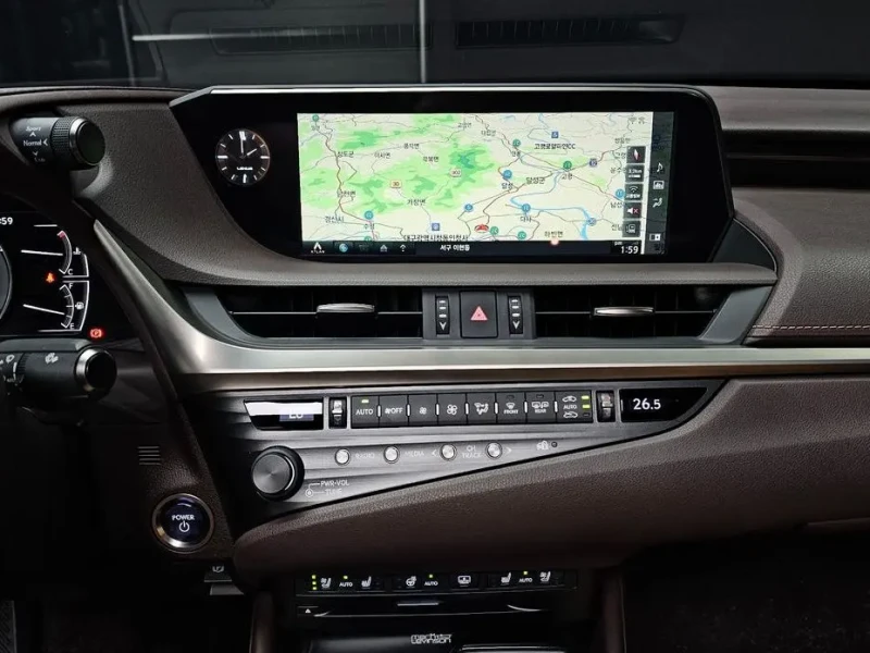 2019 Lexus ES с пробегом 97 541 км