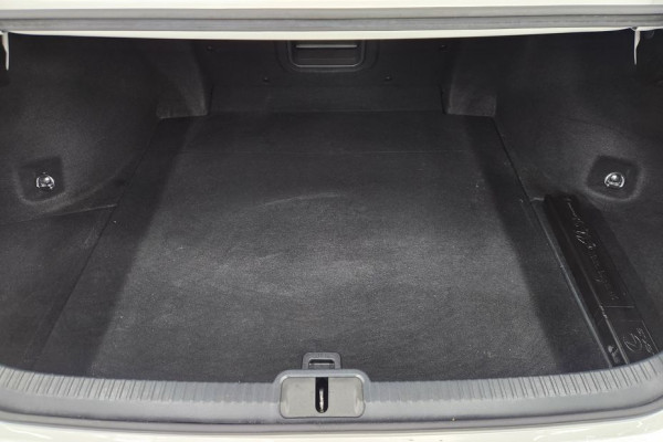 2020 Lexus ES с пробегом 85 670 км