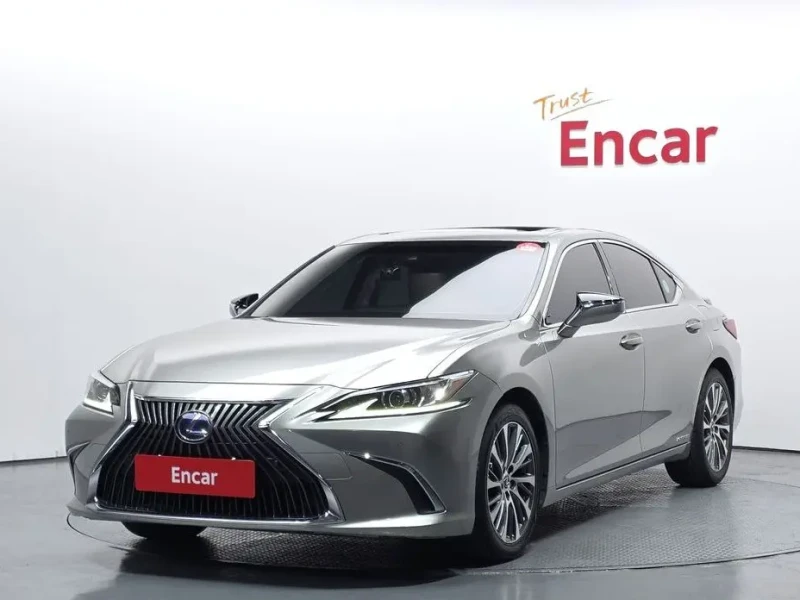 2018 Lexus ES с пробегом 117 235 км