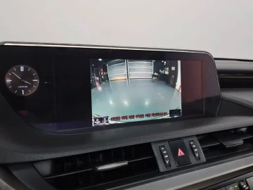 2018 Lexus ES с пробегом 117 235 км